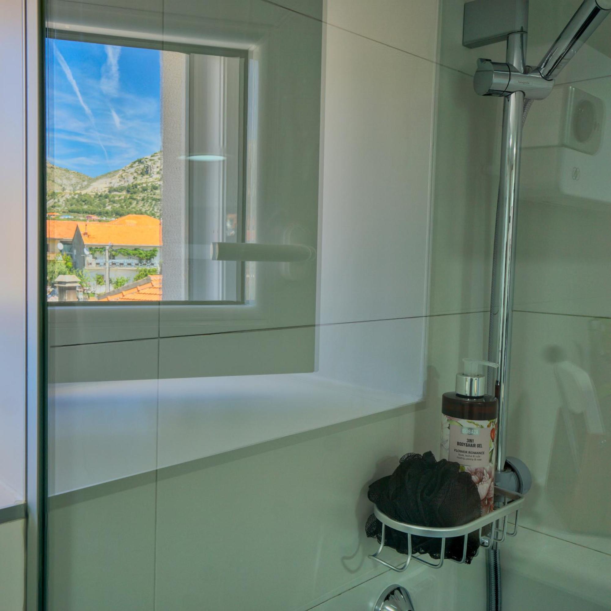 Apartmani Ana 10 Min. Hoda Od Centra Trogira Exteriér fotografie